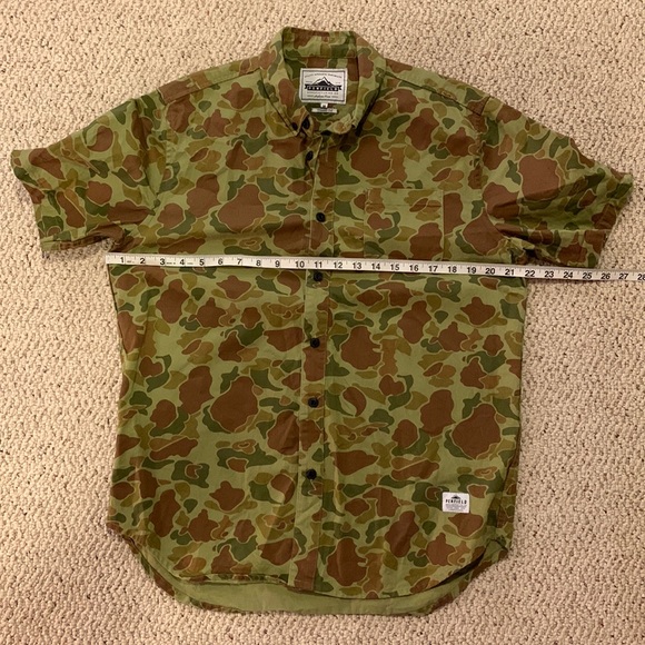 Penfield Camo Short Sleeve shirt - Picture 4 of 5